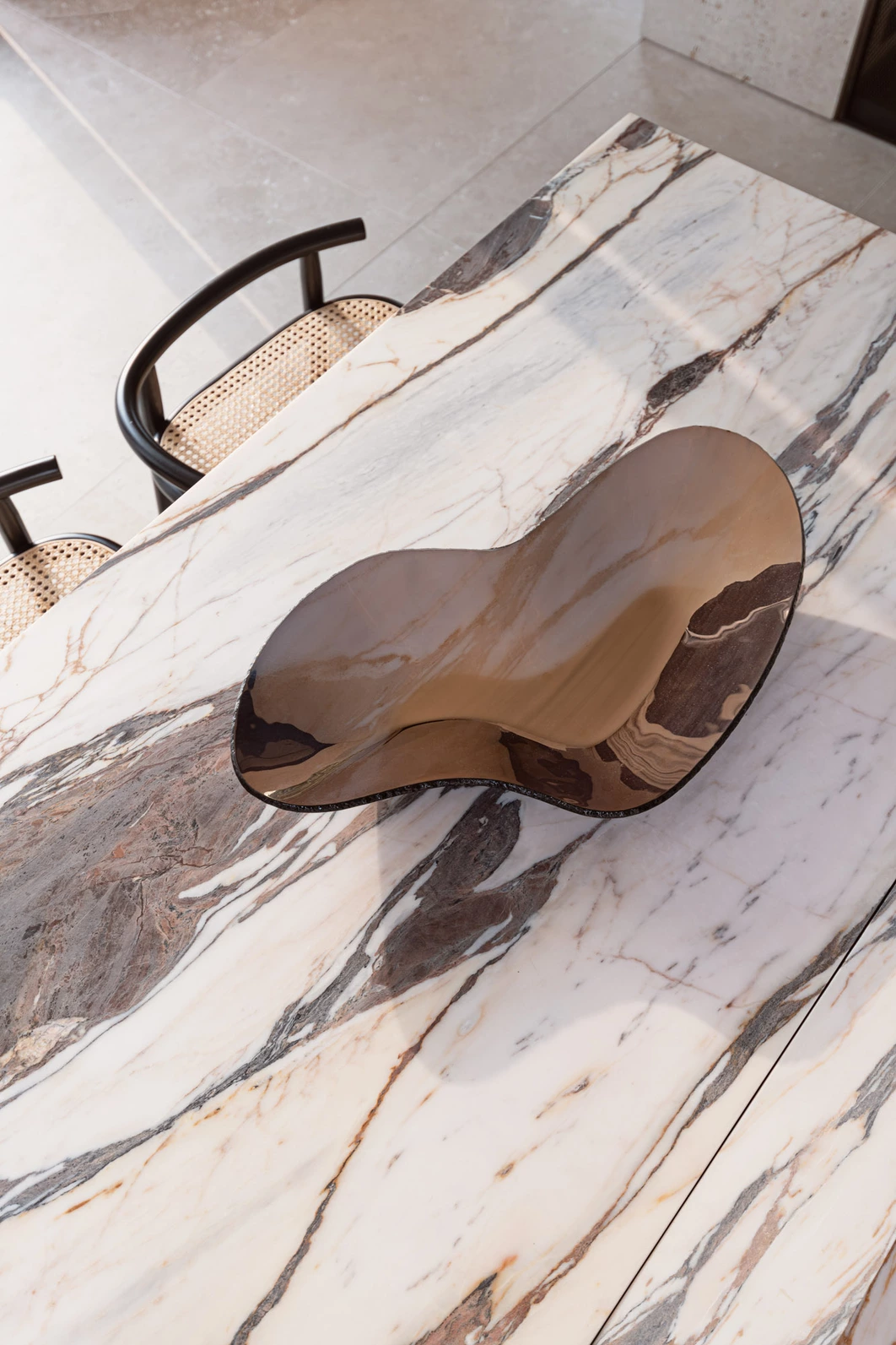 RM-AME G BRONZE Ameba G bronze by Regina Medeiros